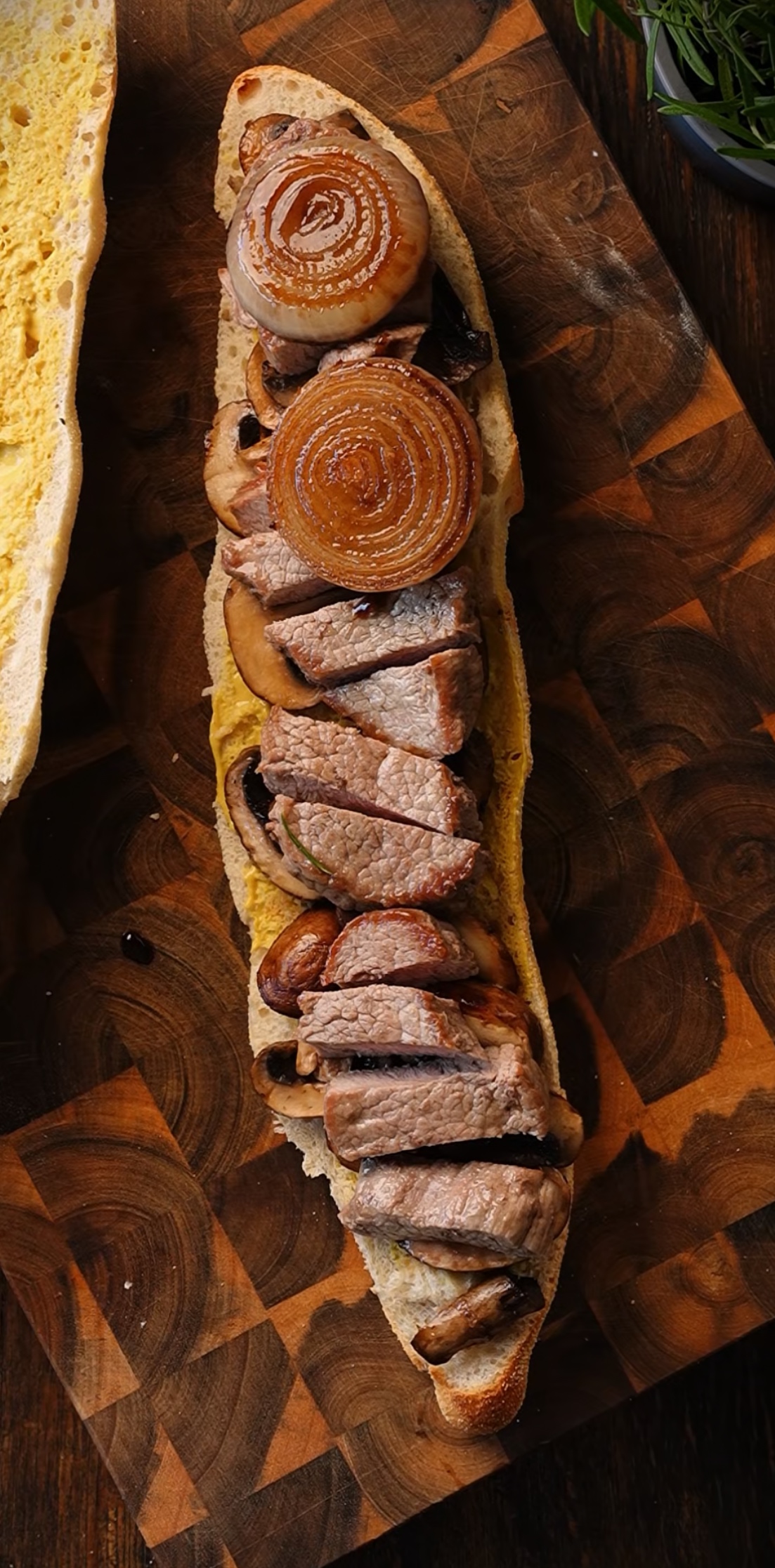 Steak-Sandwich mit Bürgermeisterstück von Château Boeuf