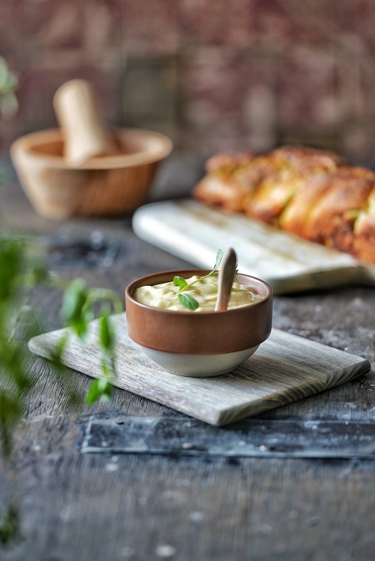 Blitz-Aioli mit Knoblauch und Zitrone – der schnelle Dip für jeden Tag Aioli, so machst du sie blitzschnell