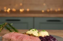 🥩 Roastbeef mit Lebkuchenkruste – ein Fest für Geschmack und Herkunft